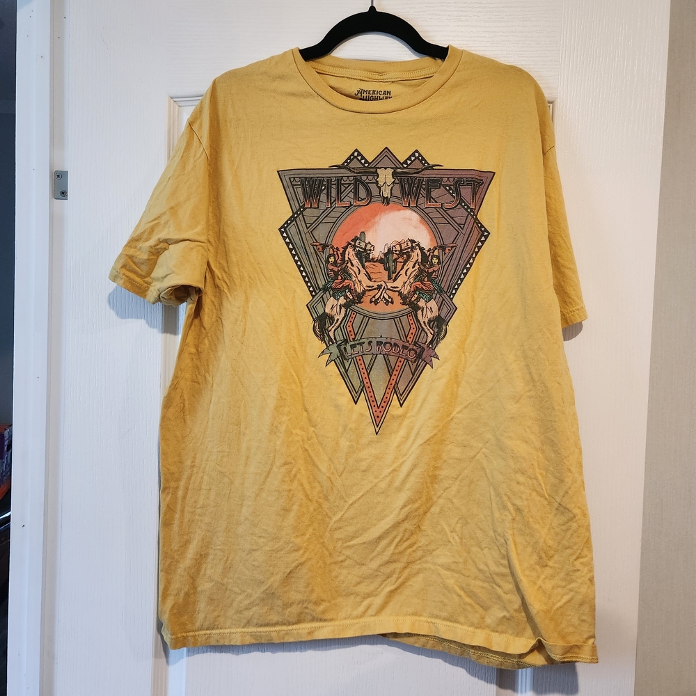 American Highway Wild West Mustard Graphic Tee Suze XL Euc
